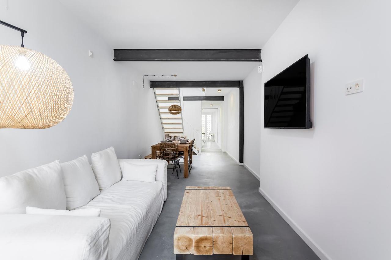 Three Floor House With Terrace Villa บาเลนเซีย ภายนอก รูปภาพ